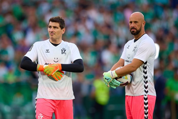 Iker Casillas y Pepe Reina