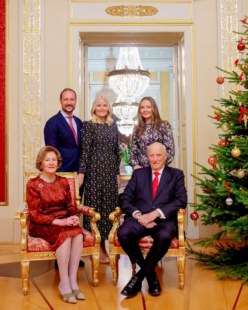 La familia real noruega, en su posado navideño de este año