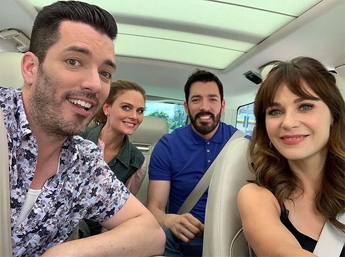 Zooey Deschanel encuentra el amor al lado de Jonathan Scott, uno de los gemelos  de 'La casa de mis sueños'