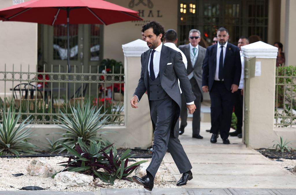 Alonso Aznar llegando a su boda