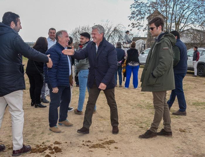 Espartaco y su hijo Juan en los toros