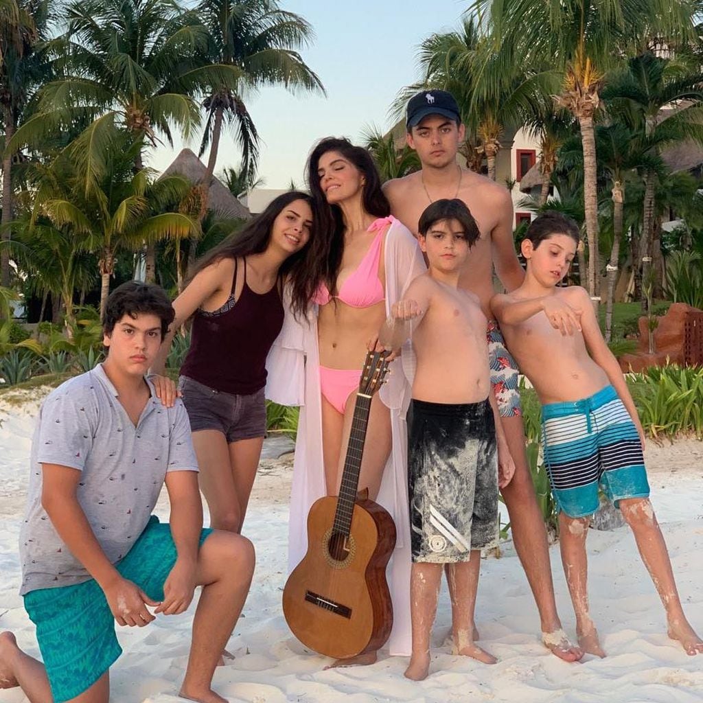 Ana Bárbara y sus hijos