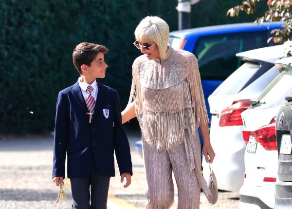 Ana María Aldón y su hijo José María