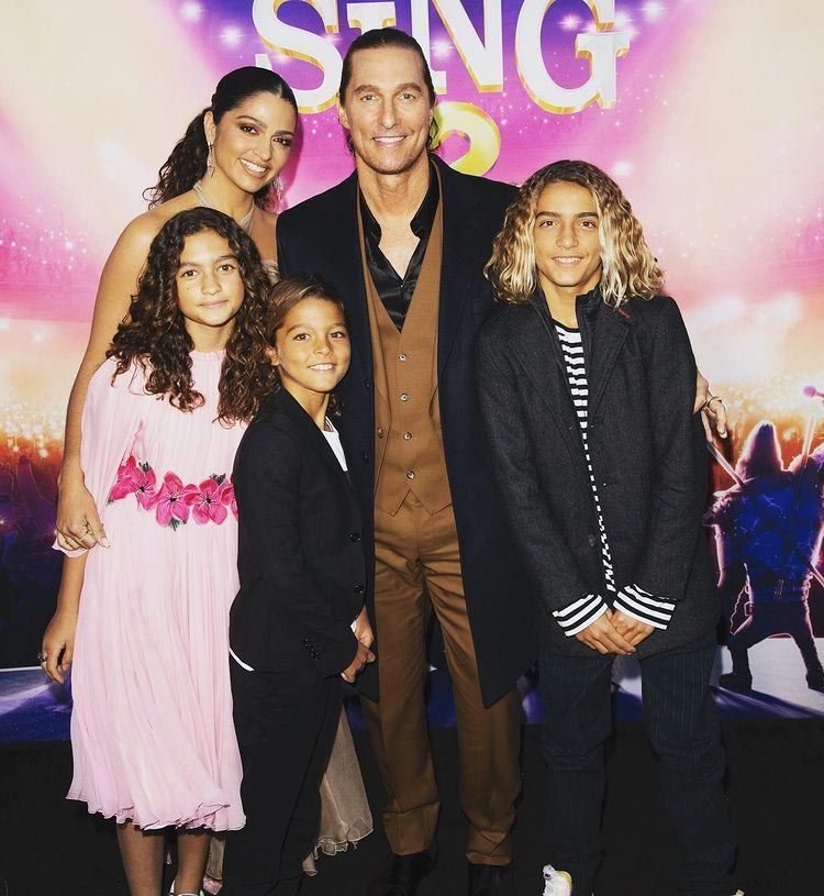 Matthew McConaughey, Camila Alves y sus hijos