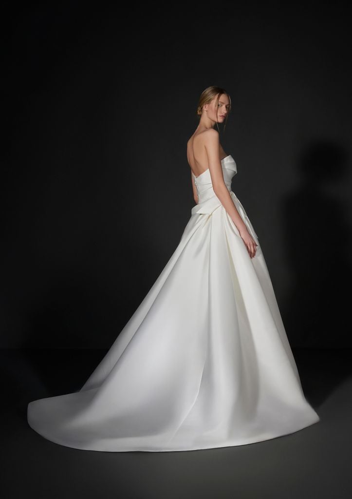 Pronovias x Vera Wang