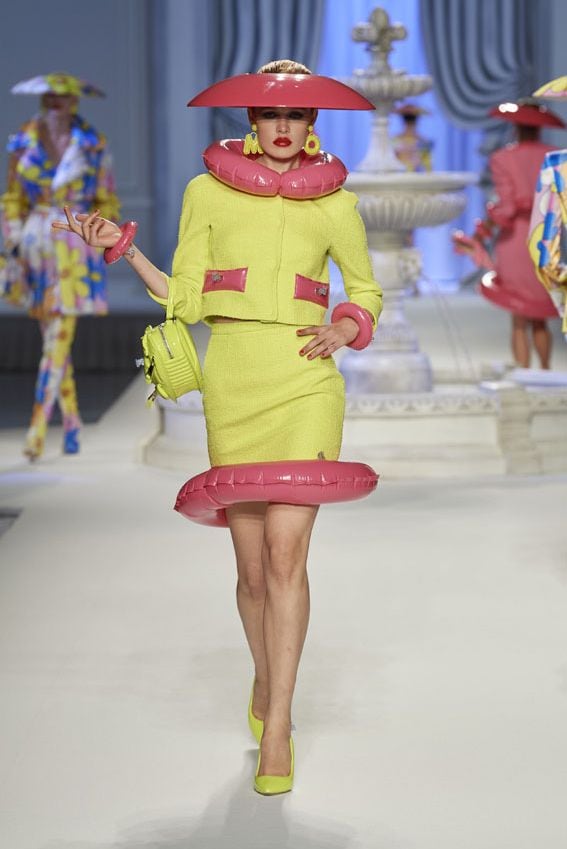 moschino037a