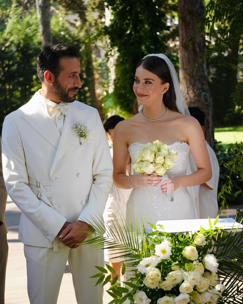 Actors Beril Pozam and Ersin Arıcı said 'I do' on August 18