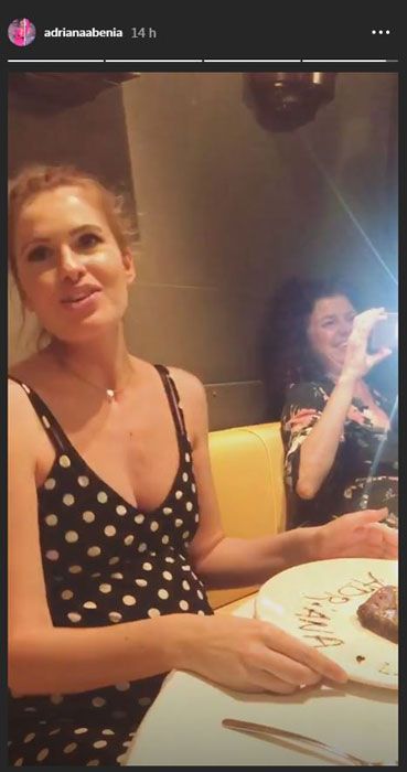 Adriana Abenia celebra su cumpleaños