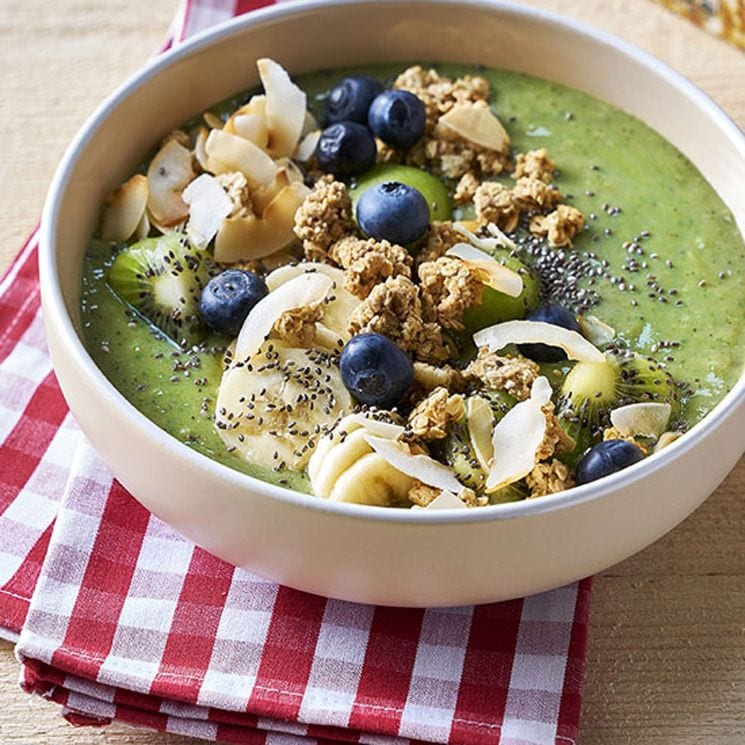 green-bowl-smoothie-granola