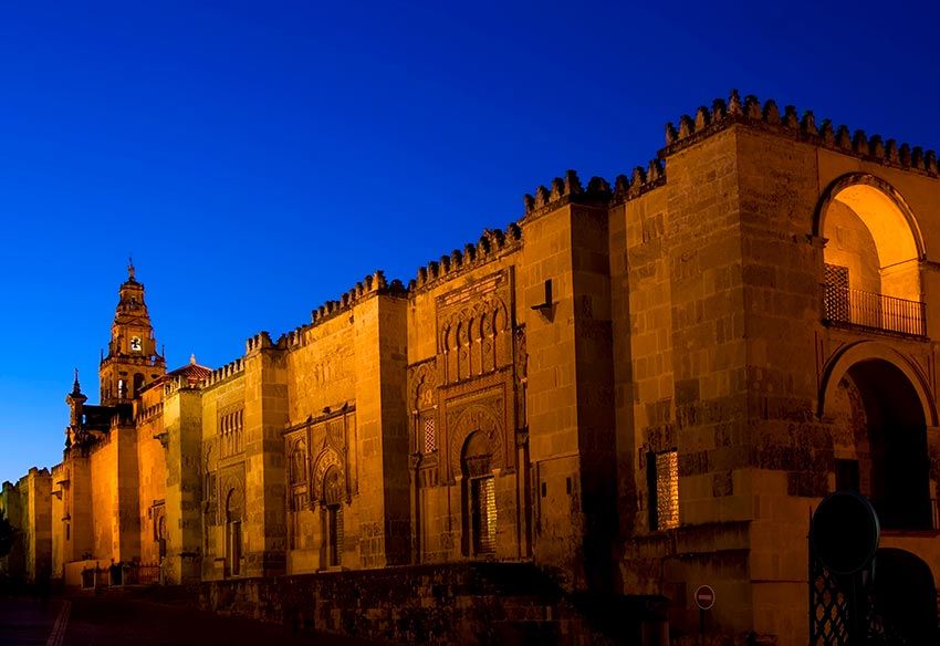 mezquita-de-cordoba-nocturna