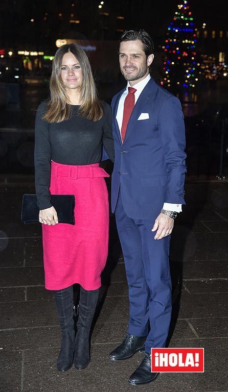 Sofía y Carlos Felipe de Suecia, sonrientes y muy cómplices en el tradicional concierto de Navidad