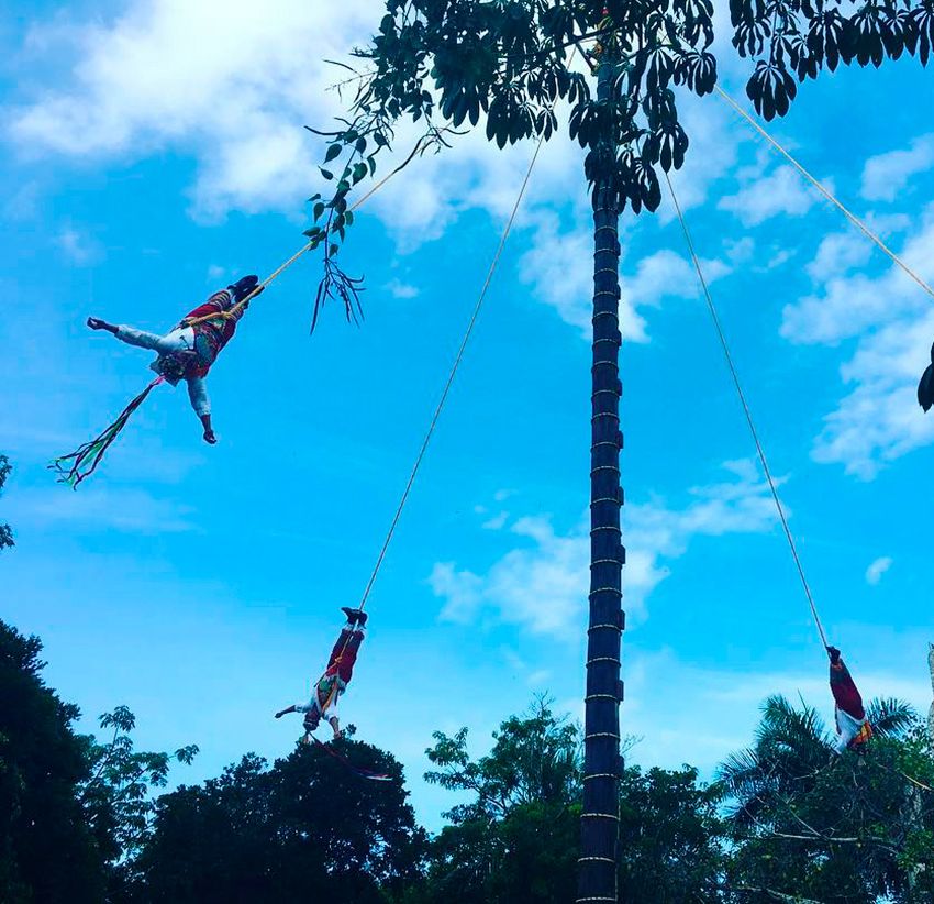 Voladores en Xcaret