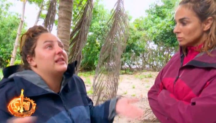 Rocío Flores y Ana María Aldón