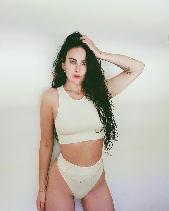 Rumer Willis, en lencería