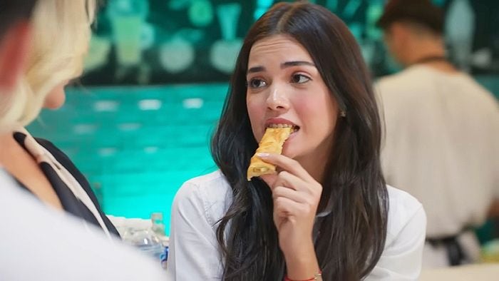 'Hermanos': Yasmin coge un dulce de Ogulcan lo que enfada a su madre y a su hermano