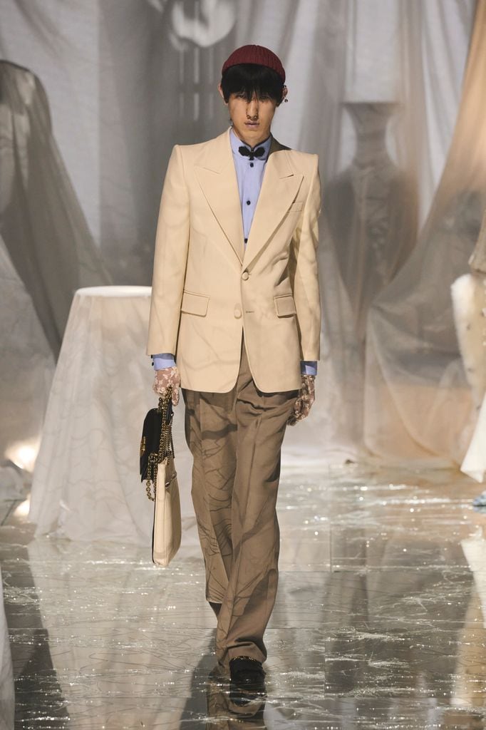 Paris Fashion Week: Valentino Primavera/Verano 2025