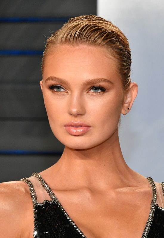 romee strijd rostro cuadrado