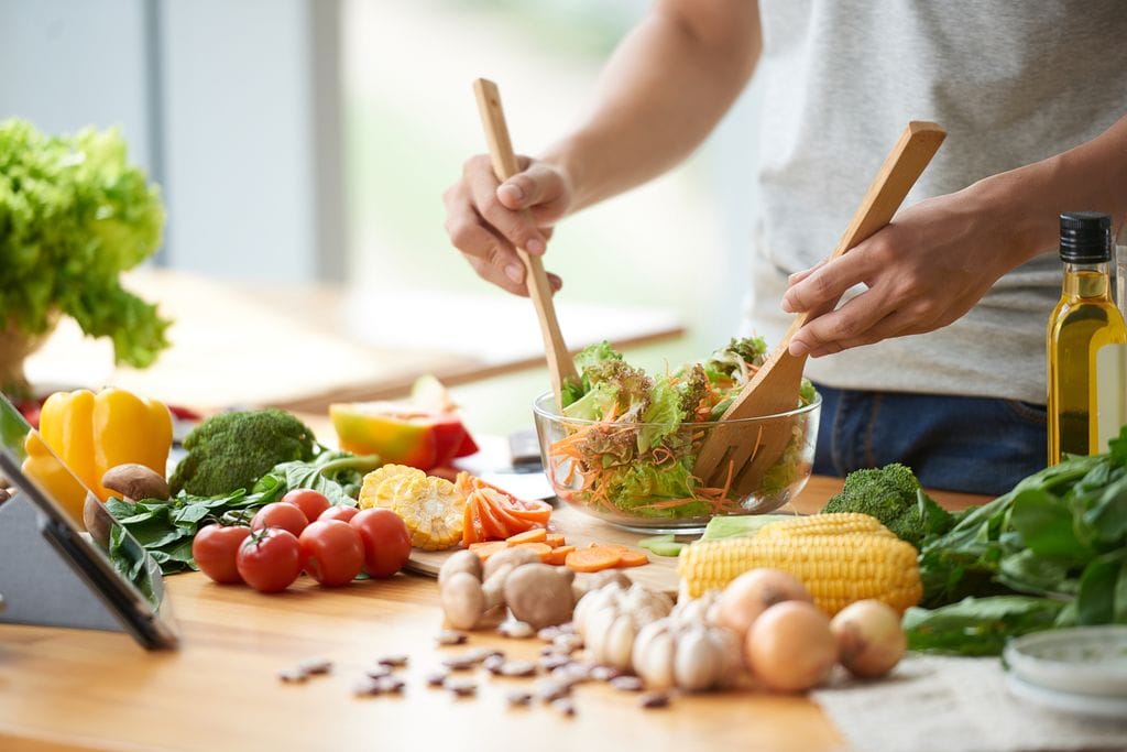 Comer de una manera saludables es algo que cada vez nos preocupa más y que también premia la AIGB a quien la promueve.