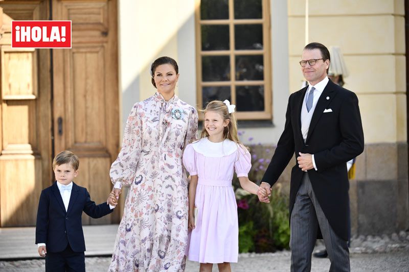 Victoria de Suecia, Daniel de Suecia y Estelle y Oscar de Suecia