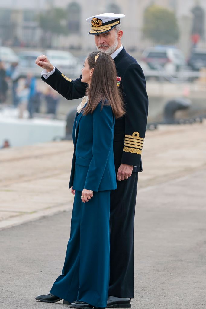 Los Reyes en la salida de Elcano