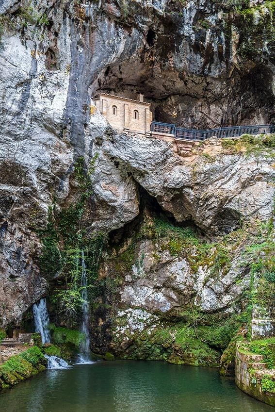 picos-europa-cueva