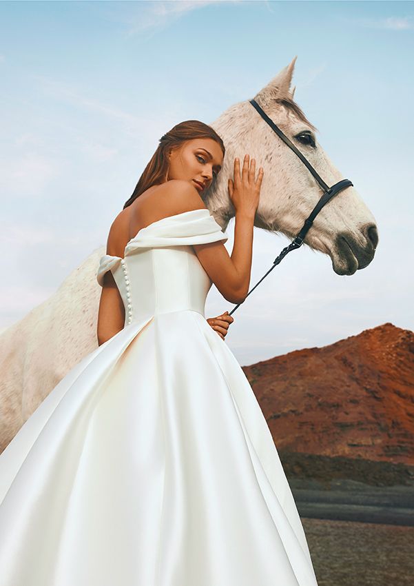 pronovias 8a