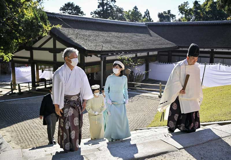 Kako de Japón, hermana de Mako de Japón