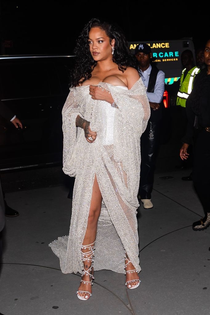 Rihanna arriving at the Alaïa show at New York Fashion Week