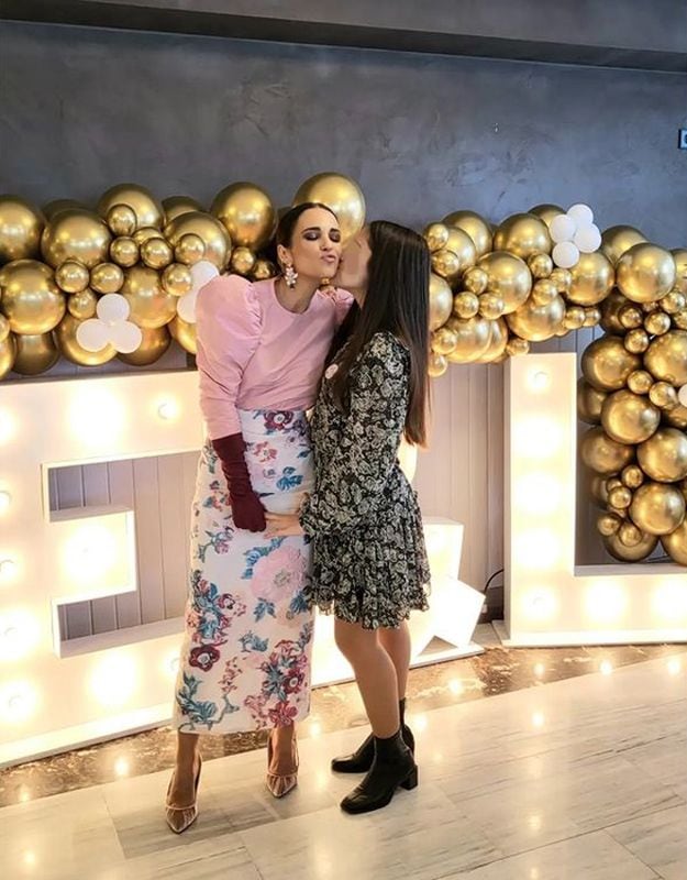 Paula Echevarría celebra las bodas de oro de sus padres