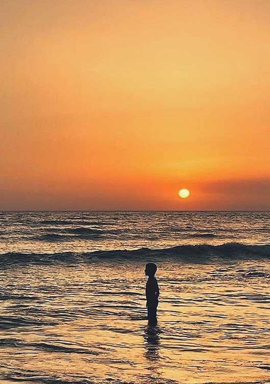 Hijo de Sara Carbonero en el mar 