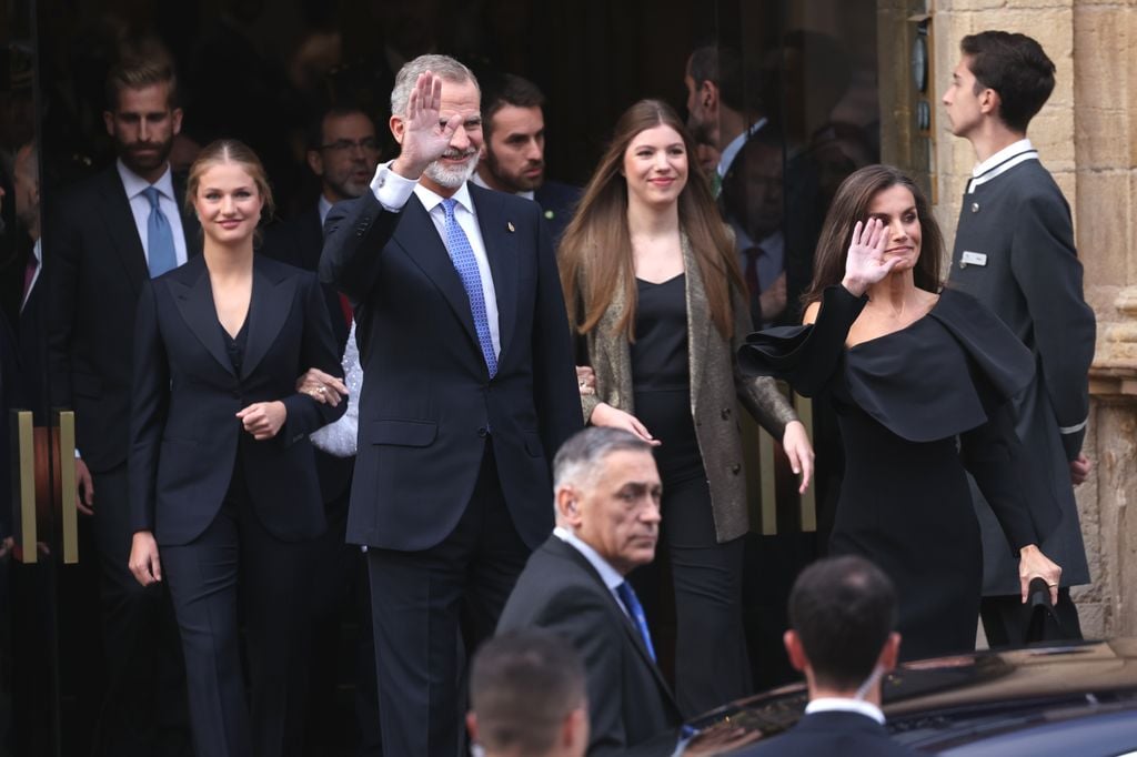 La princesa Leonor y la infanta Sofía en los Premios Princesa de Asturias el 25 de octubre de 2024 en Oviedo