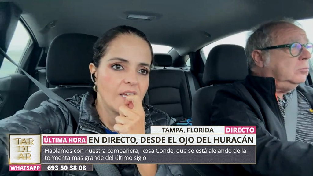 Reporteros del programa 'TardeAR' durante el huracán Milton en Florida