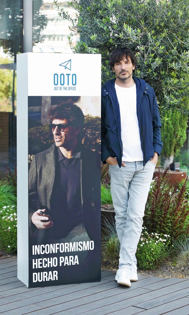 Andrés Velencoso OK HOLA 4161