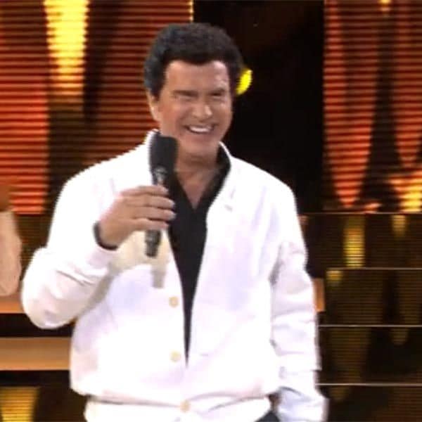 Edmundo Arrocet fue el invitado estrella de la segunda gala del programa Tu cara me suena donde interpretó la canción Vino griego del canario José Velez
