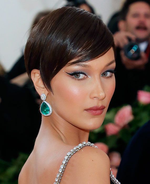 Maquillaje de Bella Hadid en la gala MET 2019