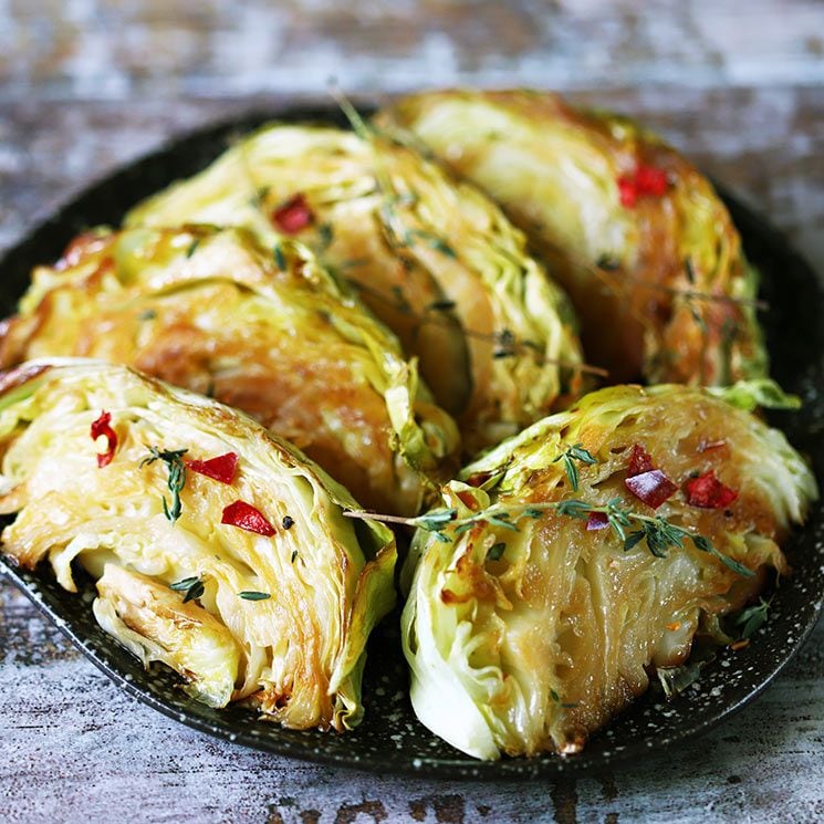 baked cabbage slices