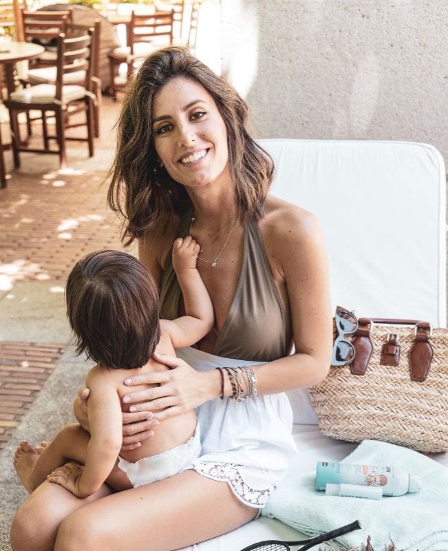 Ana Boyer con su hijo Miguel