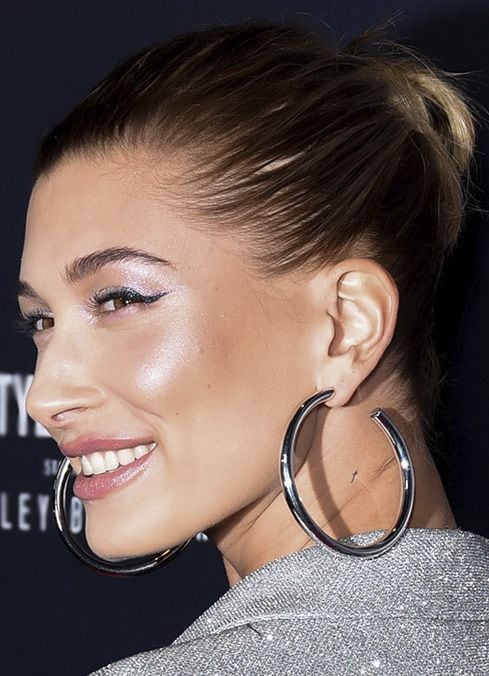 hailey-baldwin-cambio-look