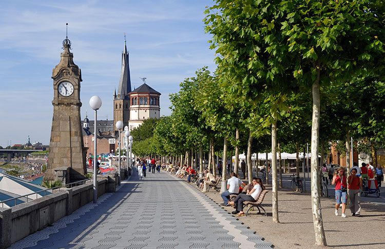 Dusseldorf_Rhein_paseo-rio