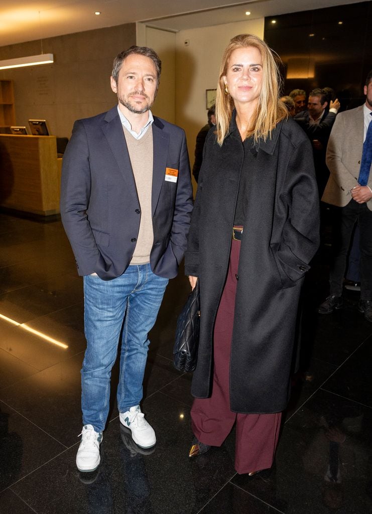 Amelia Bono con su exmarido, Manuel Martos, en la presentación del libro de José Bono 