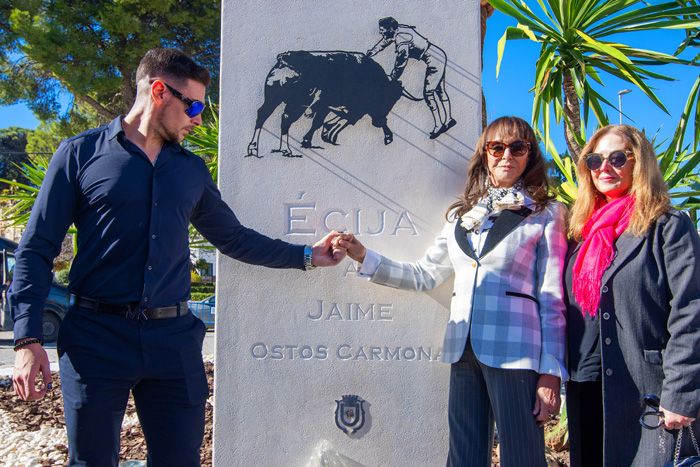 Inauguración de la Glorieta Jaime Ostos