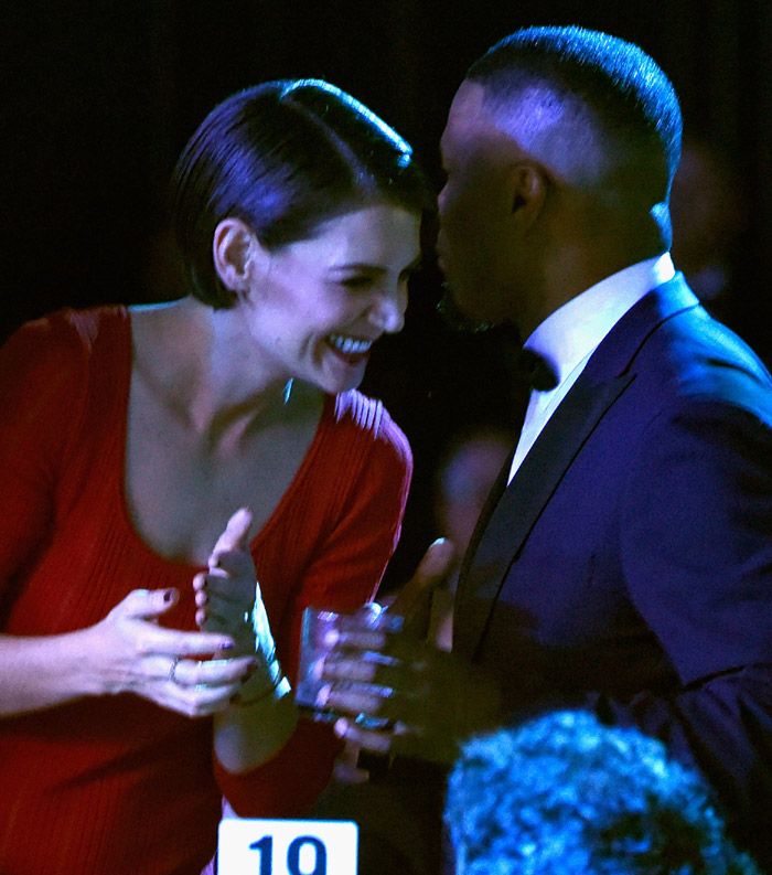 Katie Holmes y Jamie Foxx, muy enamorados en una fiesta en Los Ángeles