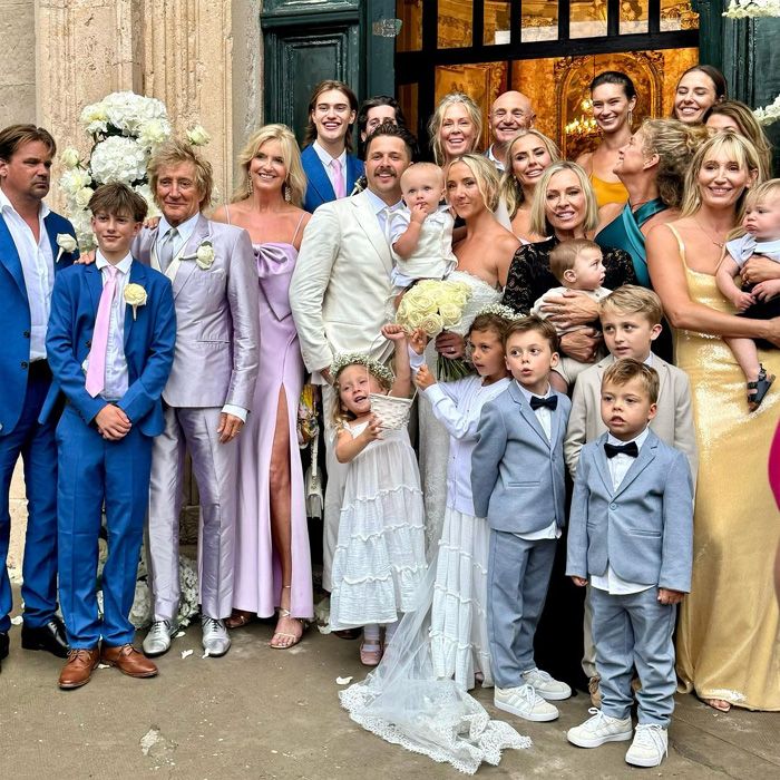 El artista reunió a sus ocho hijos en la boda de Liam, de 29 años