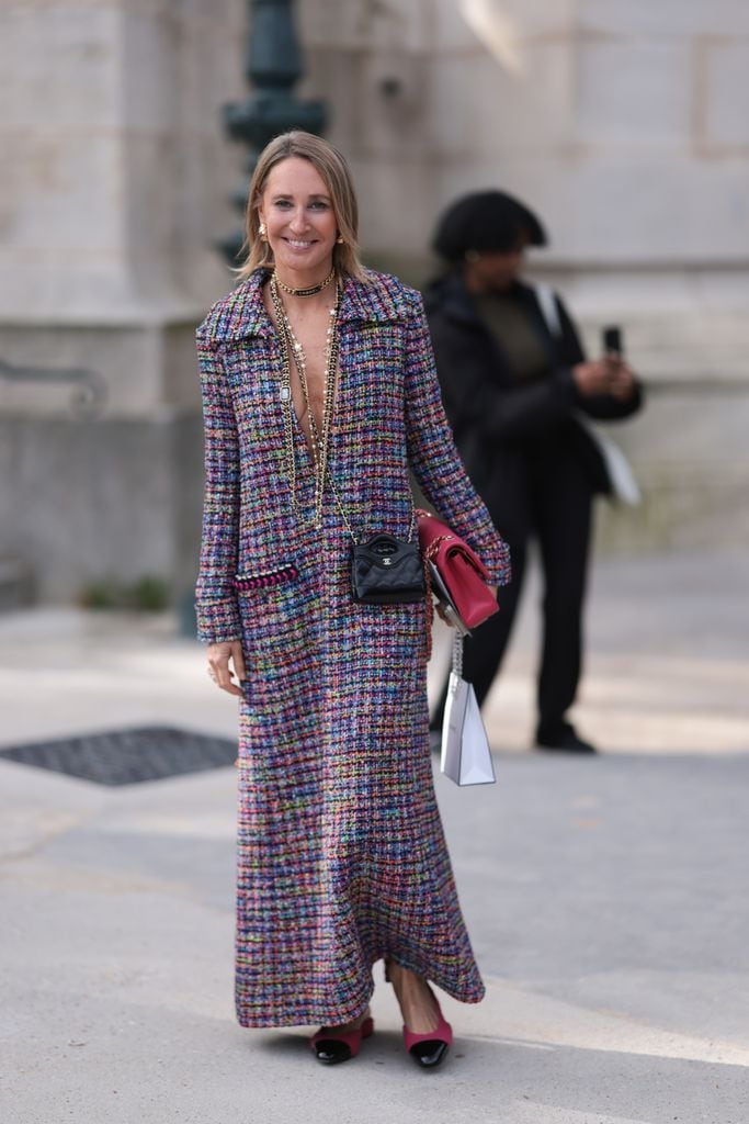 Look en Tweed Coco Chanel street style 