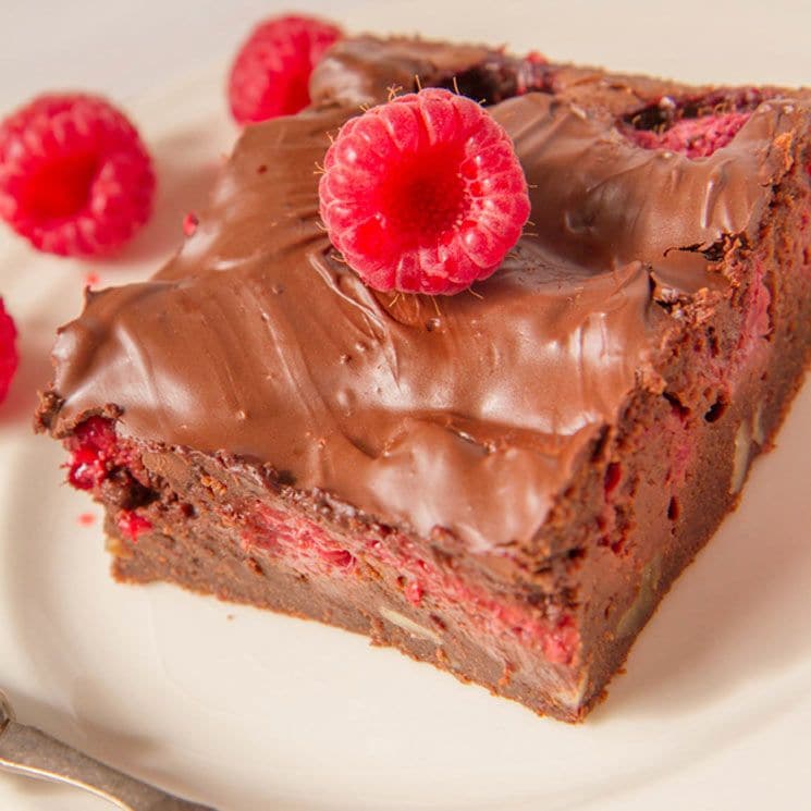 Paso a paso: Tarta fría de chocolate y frambuesa