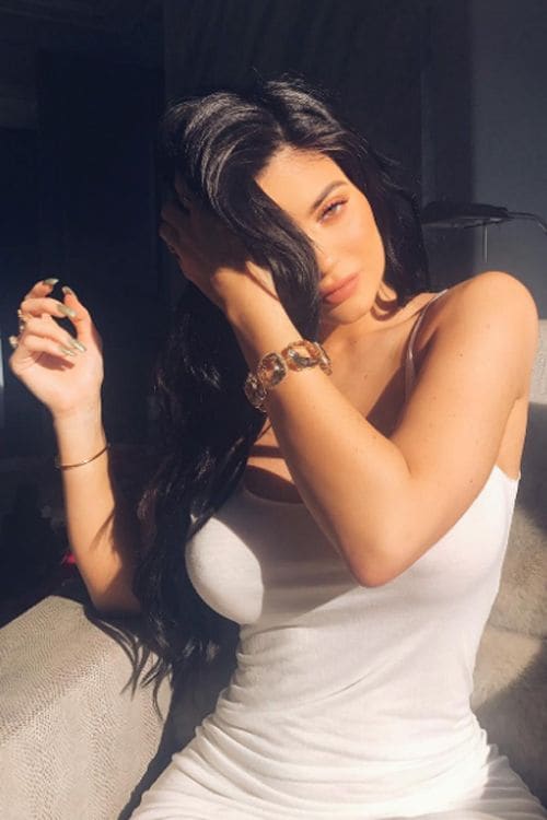 las extensiones, el secreto de la larga melena de Kylie Jenner