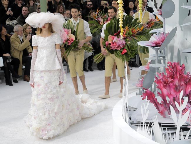 Desfile Chanel Alta Costura primavera-verano 2015