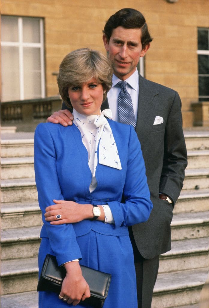 La carismática Diana Spencer recibió de su único esposo, el actual rey inglés, uno de los anillos más especiales de la historia