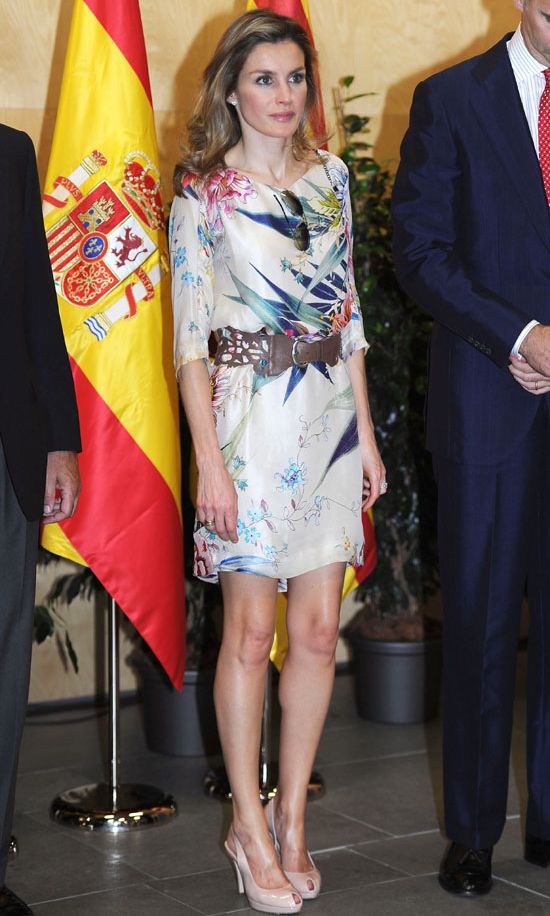 reina letizia minifalda 7a