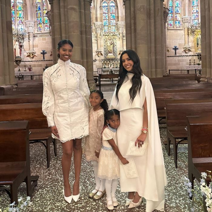 Vanessa Bryant con sus hijas 